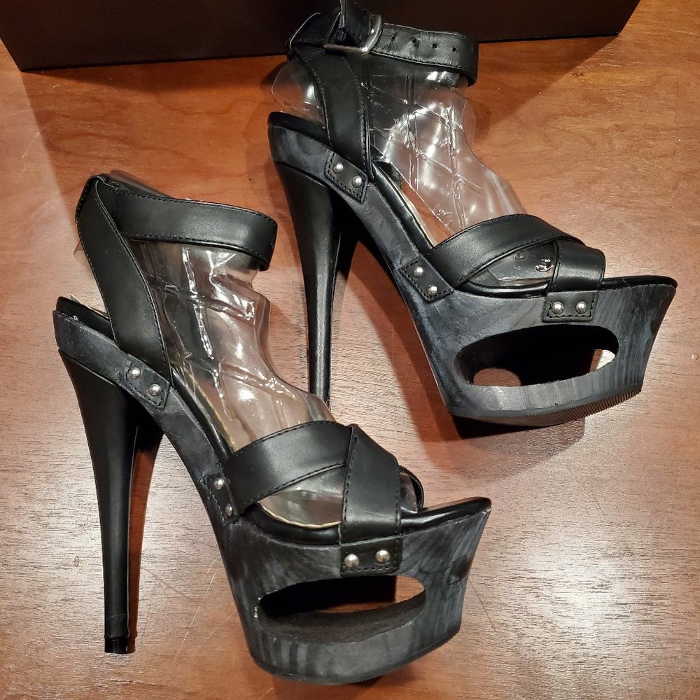 bebe Gaby high heels New in box!